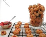Foto langkah ke 8 dari resep Thumprint cookies with cheese.