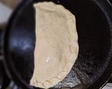 गुड़ का पराठा / सिंधी बिट्टो लोलो(gud ka paratha Sindhi Bitto Lolo recipe in hindi) रेसिपी चरण 3 फोटो