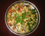 A picture of step 2 of Veg Fried Rice.
