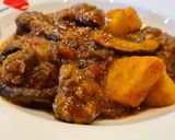 Foto del paso 7 de la receta: Morcillo de ternera guisado con champiñones y patatas