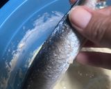 Foto langkah ke 2 dari resep Ikan Kembung Goreng Tepung.
