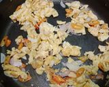 Foto langkah ke 3 dari resep Orak Arik Pedas Telur Toge.