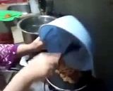 A picture of step 3 of Nest veggie Singaporean rice.