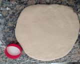 Foto del paso 3 de la receta: Figacitas de manteca, el pan de los amantes de los sanguchitos 😋