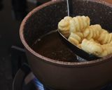 Foto langkah ke 7 dari resep Mini Churros Pakai Susu: Modal GARPU!.