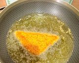 Gambar langkah 6 resipi 👩‍🍳Roti Sardin Goreng Rangup.