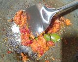 Foto langkah ke 8 dari resep Sambal Goreng Kentang dan Telur Puyuh.