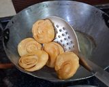 परत वाली मीठी मठरी रेसिपी चरण 7 फोटो