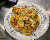 Une image de l'étape 22 de Gratin de courgettes jaunes et poivrons bicolores au jambon, mozzarella et crème de parmesan.