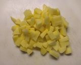 Foto del paso 1 de la receta: Chorizo alemán con puré de papas al huevo