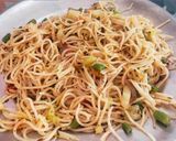 A picture of step 5 of Hakka Noodles.
