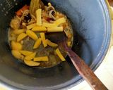 A picture of step 3 of Vegetable Navratna Pulao.