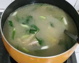 Foto langkah ke 4 dari resep Soto Ayam Kuah Bening Khas Semarang.