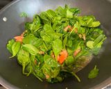 A picture of step 4 of Tuscan Chicken Pasta.