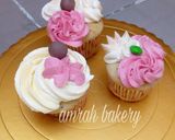 A picture of step 3 of Cup cake frosting.
