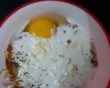 A picture of step 3 of Mug Egg.