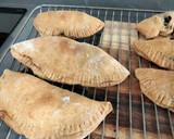 Foto del paso 15 de la receta: Empanadillas de butifarra y acelgas