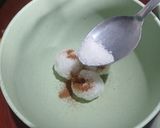Foto langkah ke 2 dari resep Bola Nasi dengan Susu.