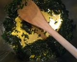 Foto del passaggio 1 della ricetta Pasta Funghi tonno e prezzemolo