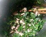 Hình bước làm 2 của món Canh bông ngót thịt băm