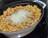 A picture of step 5 of Pasta Alla Vodka.