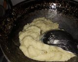 A picture of step 7 of Royal rava sheera.