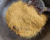 A picture of step 3 of Beetroot Vermicelli.
