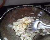 A picture of step 1 of Malvani Kaju Curry.