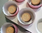 Foto del passaggio 3 della ricetta Muffin al cacao ripieni ai Ringo