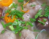 Hình bước làm 2 của món Bún thập cẩm đông trùng hạ thảo