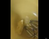 A picture of step 3 of Almond honey cake.