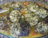 Foto del paso 2 de la receta Merluza con patatas al horno 🐟🍟