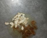 ऑरेंज सूजी हलवा(Orange suji halwa recipe in hindi) रेसिपी चरण 1 फोटो