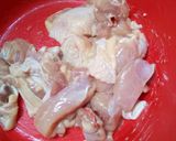 Hình bước làm 1 của món Gà tẩm bột chiên