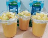 Foto langkah ke 4 dari resep Manggo float by mamitakaeshi.