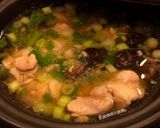 A picture of step 11 of Garlic Chicken Soup.