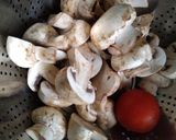A picture of step 1 of Chilli garlic mushroom.