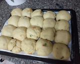 A picture of step 6 of Hot cross buns.