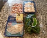 Foto del paso 1 de la receta: Salteado de pulpo con gulas y verduras
