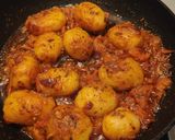 A picture of step 6 of Kathiyawadi Lasanya Batata😋.