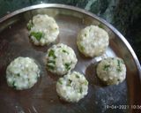 A picture of step 5 of Falihari sabudana tikki.