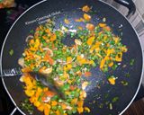 A picture of step 3 of Egg veggies sauce.