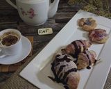 A picture of step 5 of Chocolate croissants and jam puffs.