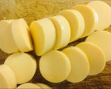 Hình bước làm 2 của món Tàu hủ non chiên không cần bọc bột tàu hủ vẫn không vỡ