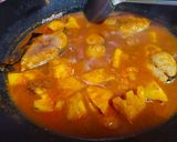 Foto langkah ke 4 dari resep Pindang Pegagan Ikan Tenggiri.
