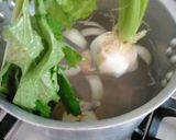 Foto del paso 1 de la receta: Caldo de verduras y pollo, con sopa de fideos de arroz 😋😋😋😋😋
