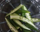 A picture of step 1 of Okra Flower.
