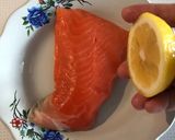 Foto langkah ke 1 dari resep Steak Salmon Saus Teriyaki Simple.