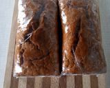 A picture of step 10 of Spiced banana bread.