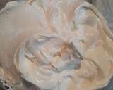 Foto langkah ke 8 dari resep Cinnamon Roll Cheese Cream.